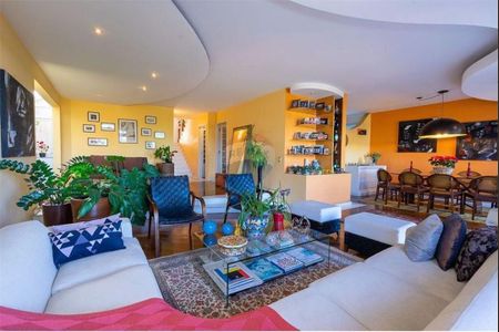 Casa à venda com 4 quartos, 435m² em Jardim Leonor, São Paulo