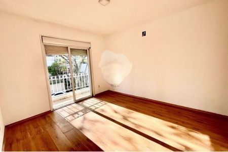 Casa à venda com 3 quartos, 355m² em Vila Regente Feijó, São Paulo