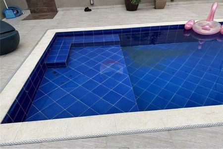 Casa à venda com 530m², 4 quartos e 8 vagas