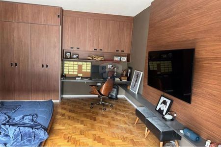 Casa à venda com 530m², 4 quartos e 8 vagas