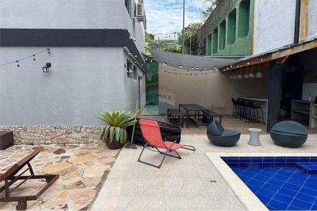 Casa à venda com 530m², 4 quartos e 8 vagas