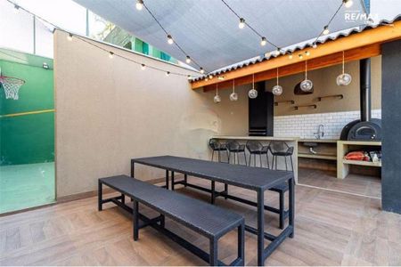 Casa à venda com 530m², 4 quartos e 8 vagas