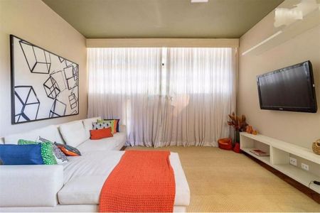 Casa à venda com 530m², 4 quartos e 8 vagas