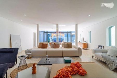 Casa à venda com 530m², 4 quartos e 8 vagas