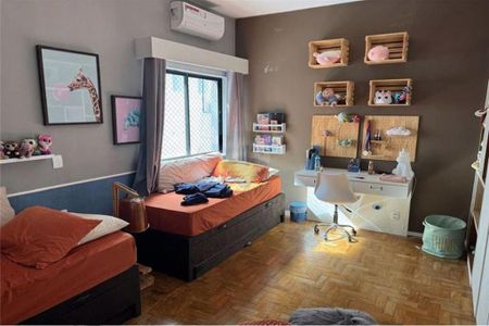 Casa à venda com 530m², 4 quartos e 8 vagas