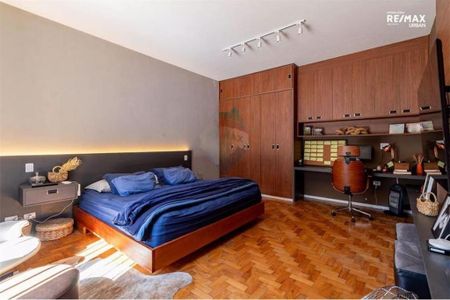 Casa à venda com 530m², 4 quartos e 8 vagas