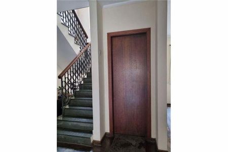 Casa à venda com 4 quartos, 422m² em Jardim Leonor, São Paulo