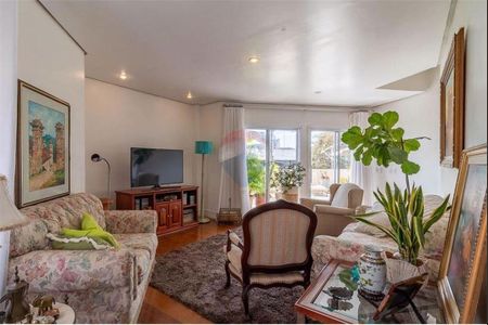 Casa à venda com 4 quartos, 373m² em Morumbi, São Paulo