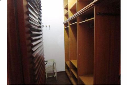 Casa à venda com 678m², 4 quartos e 5 vagas