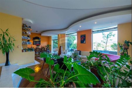 Casa à venda com 4 quartos, 435m² em Morumbi, São Paulo