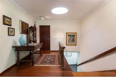 Casa à venda com 374m², 3 quartos e 6 vagas