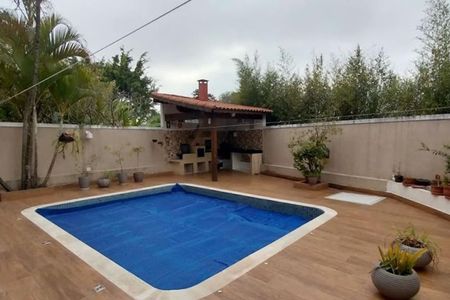 Casa à venda com 271m², 3 quartos e 3 vagas