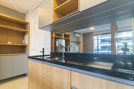 Studio para alugar com 40m², 1 quarto e 1 vaga Studio para alugar com 40m², 1 quarto e 1 vagaCozinha