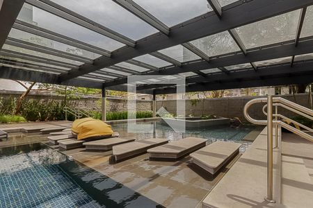Studio para alugar com 40m², 1 quarto e 1 vaga Studio para alugar com 40m², 1 quarto e 1 vagaÁrea comum - Piscina