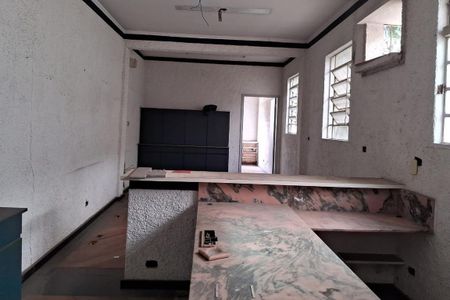 Casa à venda com 300m², 5 quartos e sem vaga