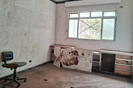 Casa à venda com 300m², 5 quartos e sem vaga