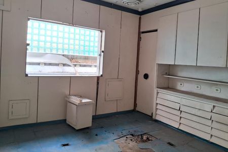 Casa à venda com 300m², 5 quartos e sem vaga