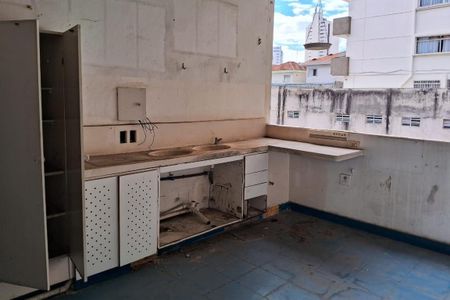 Casa à venda com 300m², 5 quartos e sem vaga