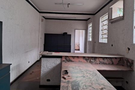 Casa à venda com 300m², 5 quartos e sem vaga