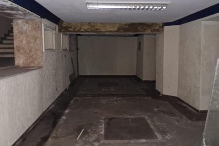 Casa à venda com 300m², 5 quartos e sem vaga