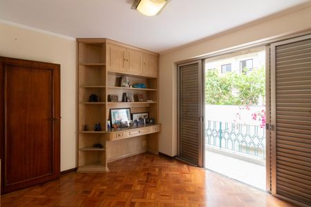 Casa à venda com 400m², 3 quartos e 4 vagasSuíte 1