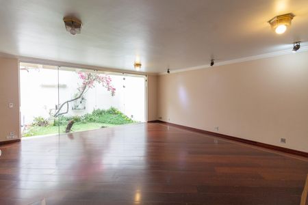 Casa à venda com 400m², 3 quartos e 4 vagasSala