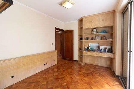 Casa à venda com 400m², 3 quartos e 4 vagasSuíte 1