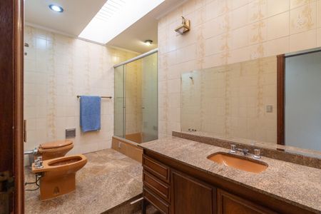 Casa à venda com 400m², 3 quartos e 4 vagasBanheiro