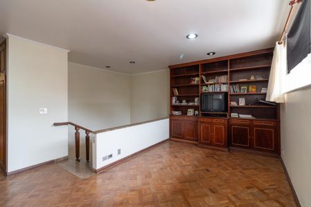 Casa à venda com 400m², 3 quartos e 4 vagasSala de TV