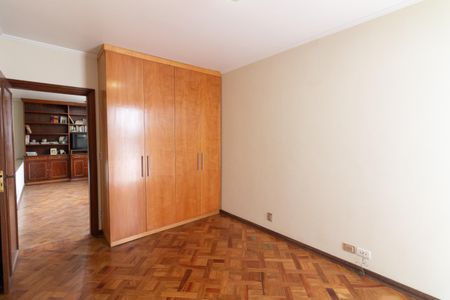 Casa à venda com 400m², 3 quartos e 4 vagasQuarto 1