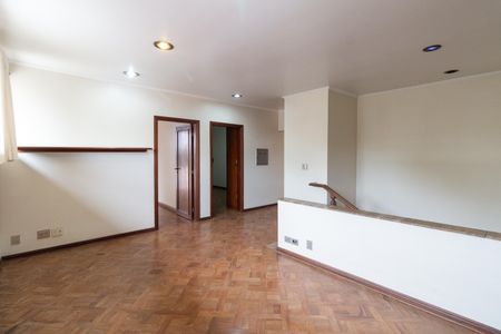 Casa à venda com 400m², 3 quartos e 4 vagasSala de TV