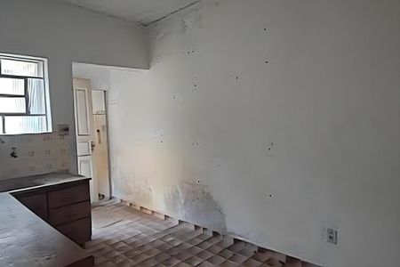 Casa à venda com 74m², 3 quartos e 1 vaga