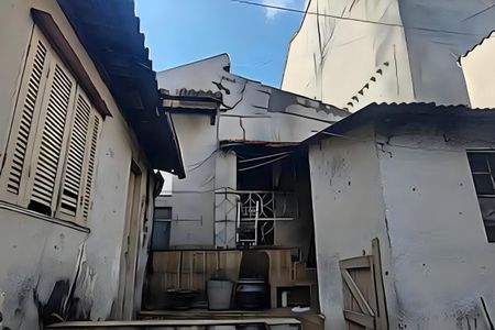 Casa à venda com 74m², 3 quartos e 1 vaga