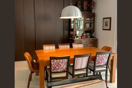 Casa à venda com 3 quartos, 425m² em Caxingui, São Paulo