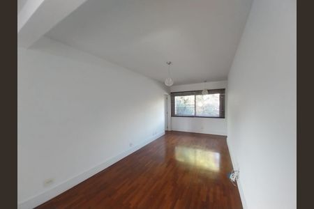 Casa à venda com 3 quartos, 425m² em Caxingui, São Paulo