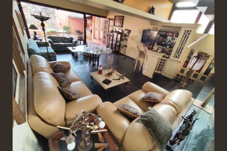 Casa à venda com 5 quartos, 352m² em Vila Prudente, São Paulo