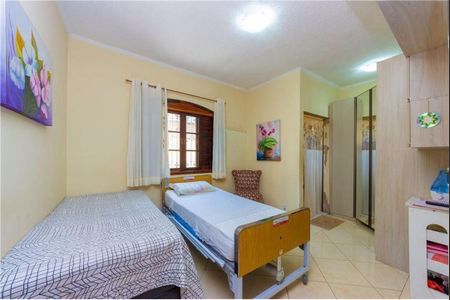 Casa à venda com 280m², 3 quartos e 6 vagas