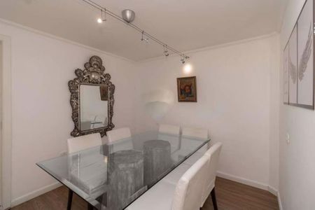 Casa à venda com 125m², 4 quartos e 2 vagas