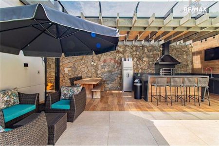 Casa à venda com 502m², 4 quartos e 4 vagas