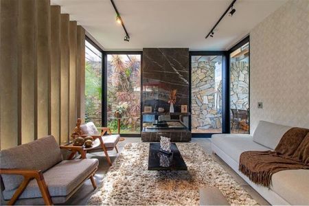 Casa à venda com 502m², 4 quartos e 4 vagas