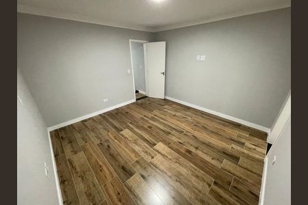 Casa à venda com 3 quartos, 158m² em Vila Carrão, São Paulo