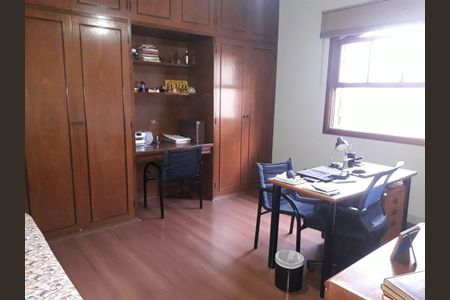 Casa à venda com 3 quartos, 180m² em Santo Amaro, São Paulo