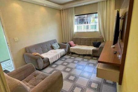 Casa à venda com 100m², 3 quartos e 3 vagas