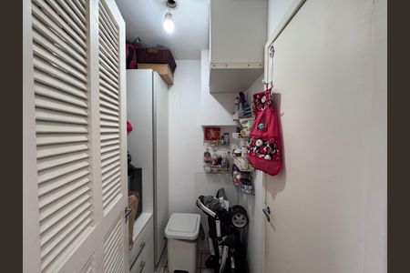 Apartamento à venda com 281m², 3 quartos e 3 vagas Apartamento à venda com 281m², 3 quartos e 3 vagasCozinha