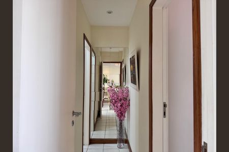 Apartamento à venda com 281m², 3 quartos e 3 vagas Apartamento à venda com 281m², 3 quartos e 3 vagasCorredor