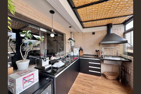 Apartamento à venda com 281m², 3 quartos e 3 vagas Apartamento à venda com 281m², 3 quartos e 3 vagasÁrea Gourmet