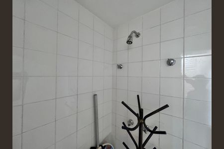 Apartamento à venda com 281m², 3 quartos e 3 vagas Apartamento à venda com 281m², 3 quartos e 3 vagasBanheiro de Serviço