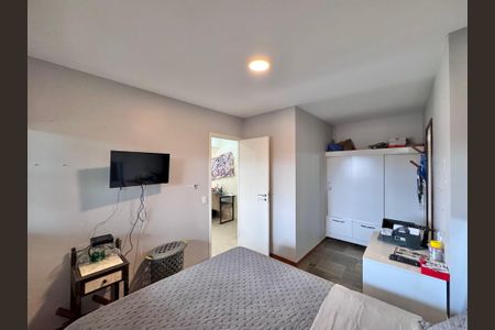 Apartamento à venda com 281m², 3 quartos e 3 vagas Apartamento à venda com 281m², 3 quartos e 3 vagasSuíte 3