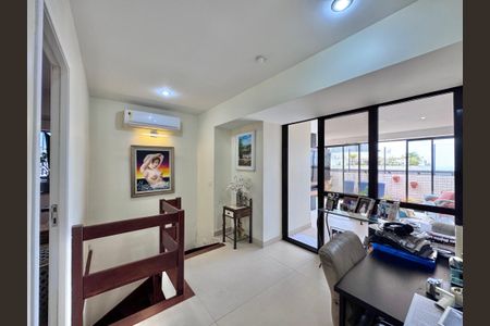 Sala 2 de apartamento à venda com 3 quartos, 281m² em Barra da Tijuca, Rio de Janeiro