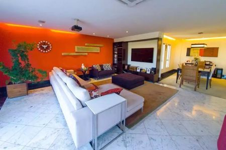 Apartamento à venda com 333m², 3 quartos e 4 vagas